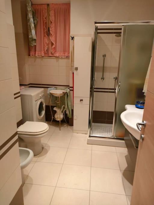 A Casa Di Anri Apartment Торино Екстериор снимка